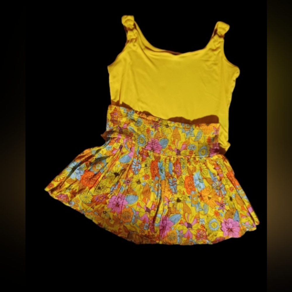 Bodysuit and skort set nwt 1xl
